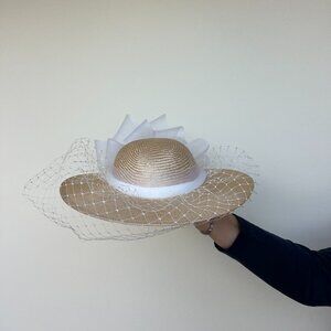 woman's gently used  Vintage hat